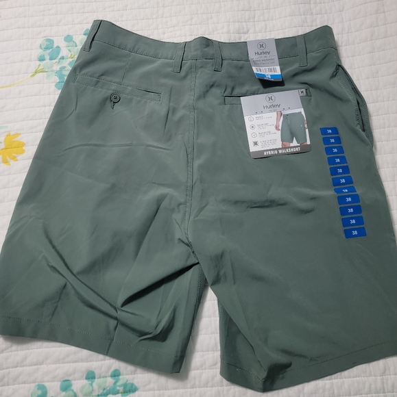 Hurley Hybrid Walkshort - Picture 2 of 4